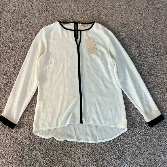 NWT Vanessa Collezione Long Sleeve Blouse - Picture 3 of 10
